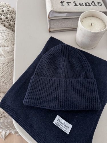 Granatowy komplet Cashmere czapka szalik kaszmir welna