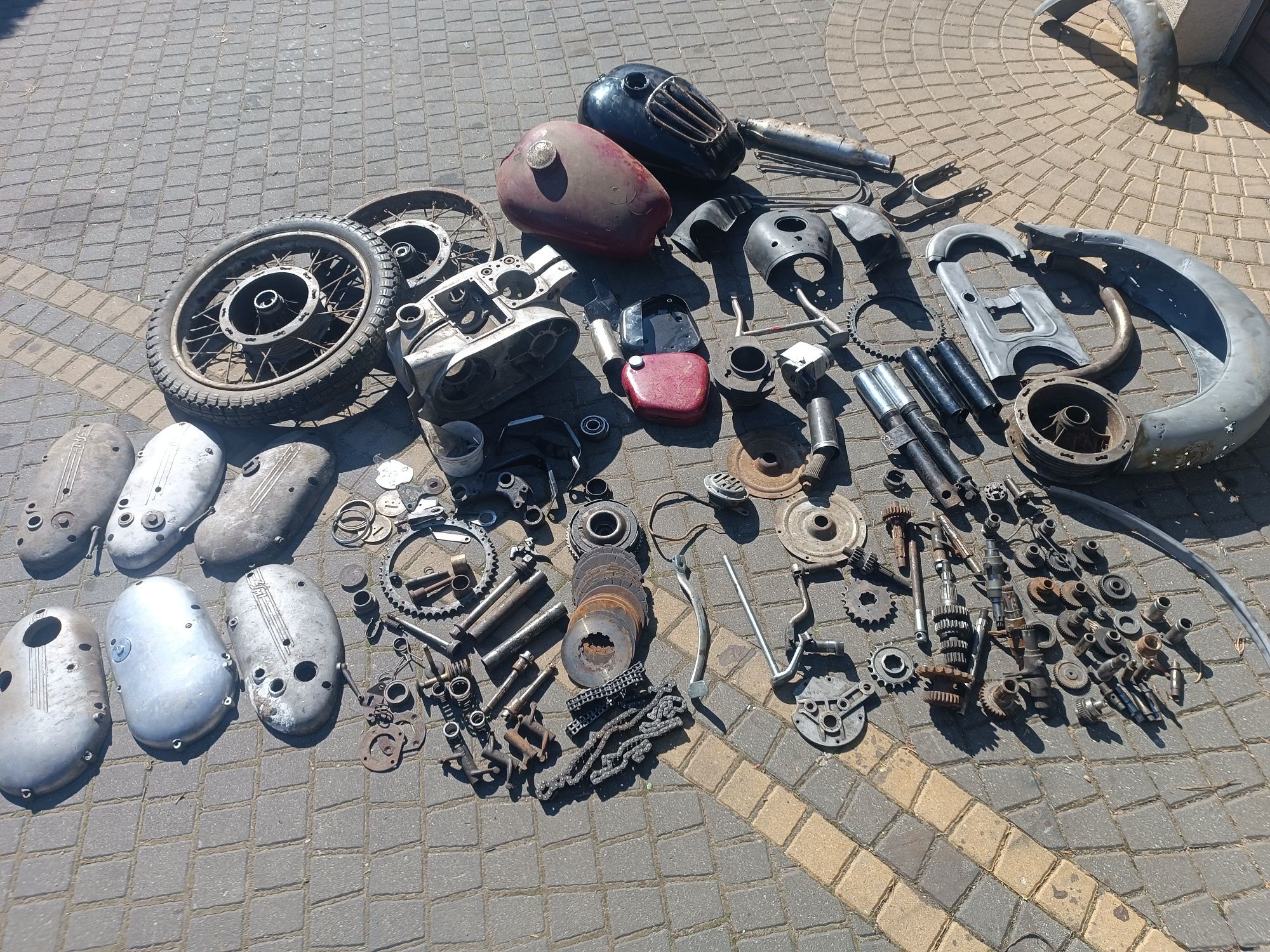 Junak m10 m07 koło tył części