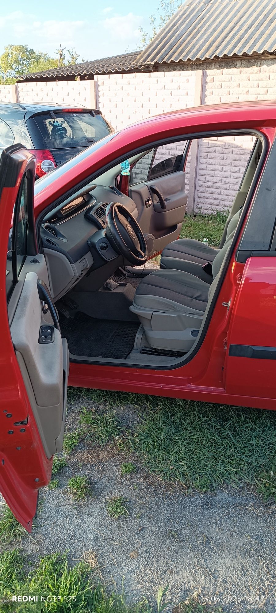 Продам сімейне авто.