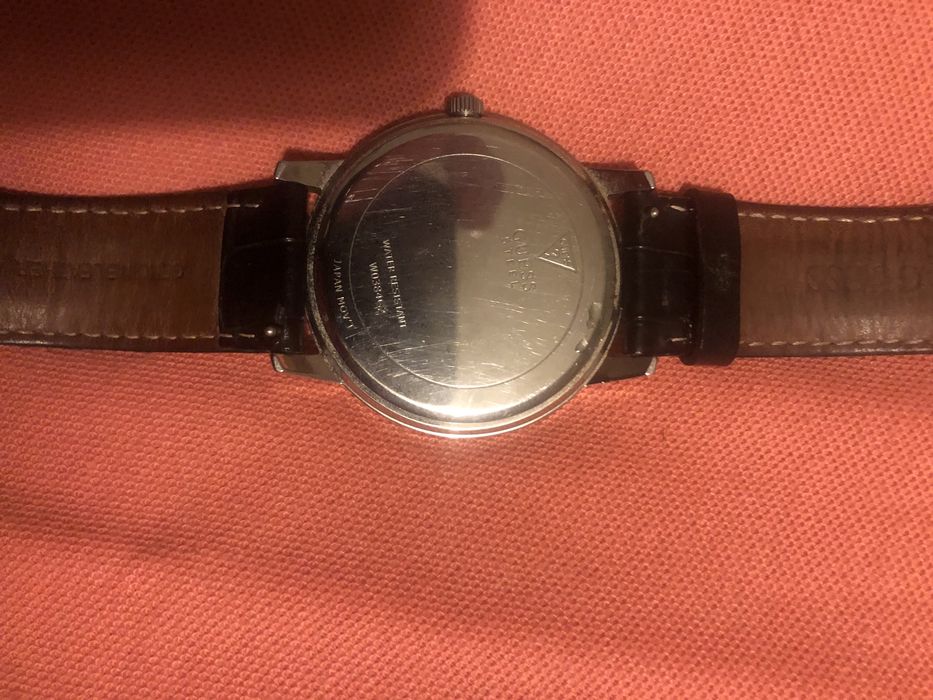 Relogio classico Guess