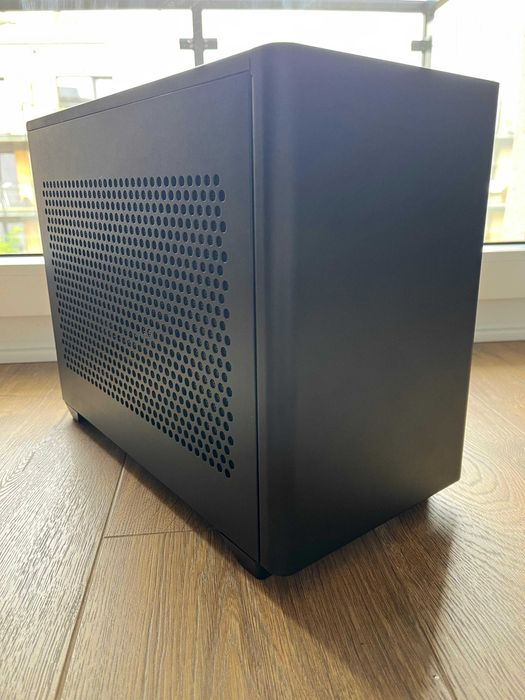 Gaming PC ITX – Ryzen 5 9600X / RX 7800 XT 16GB / 32GB DDR5 / 1TB SSD