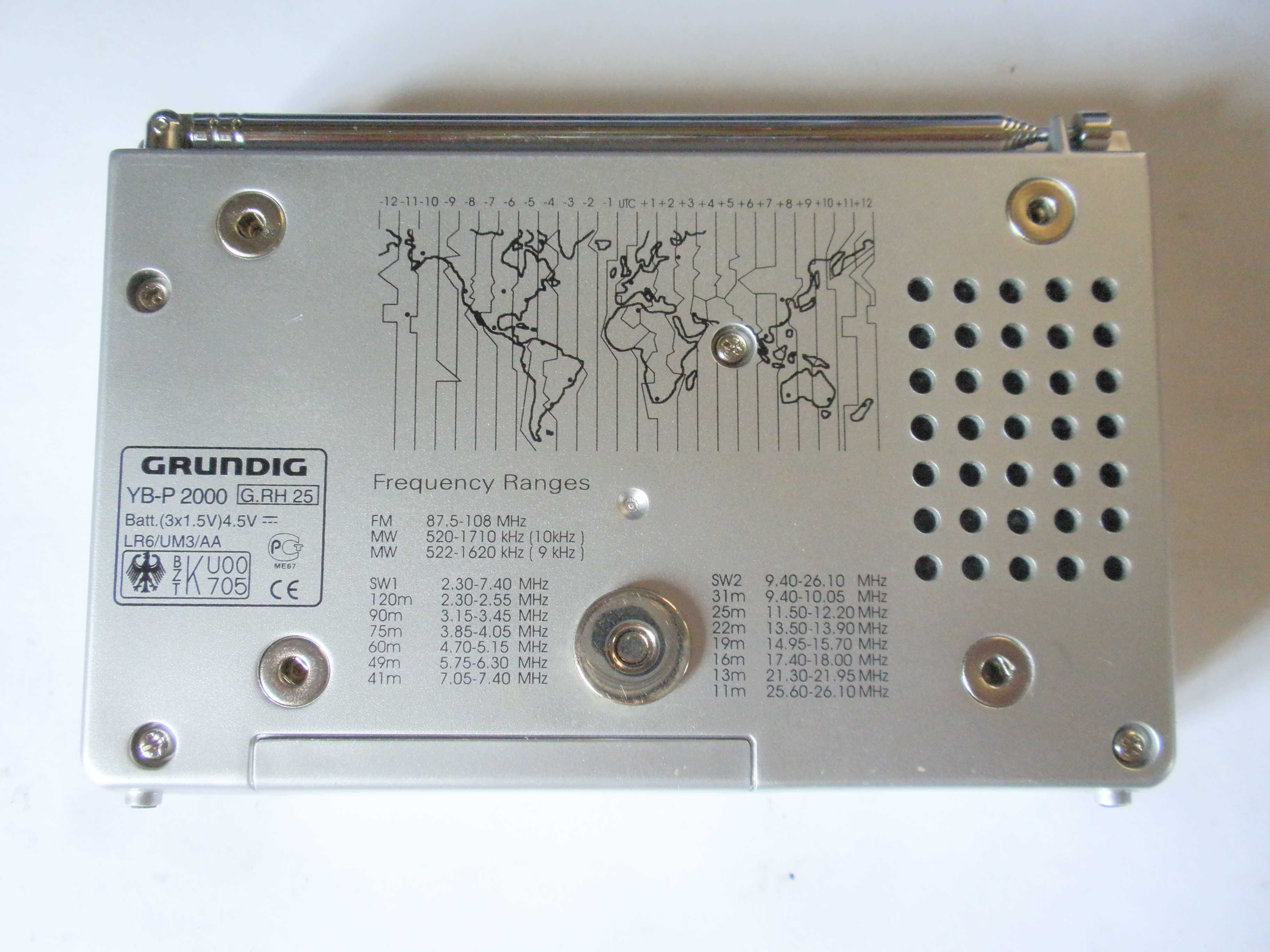 Радіоприймач Grundig Yacht Boy  YB-P2000
