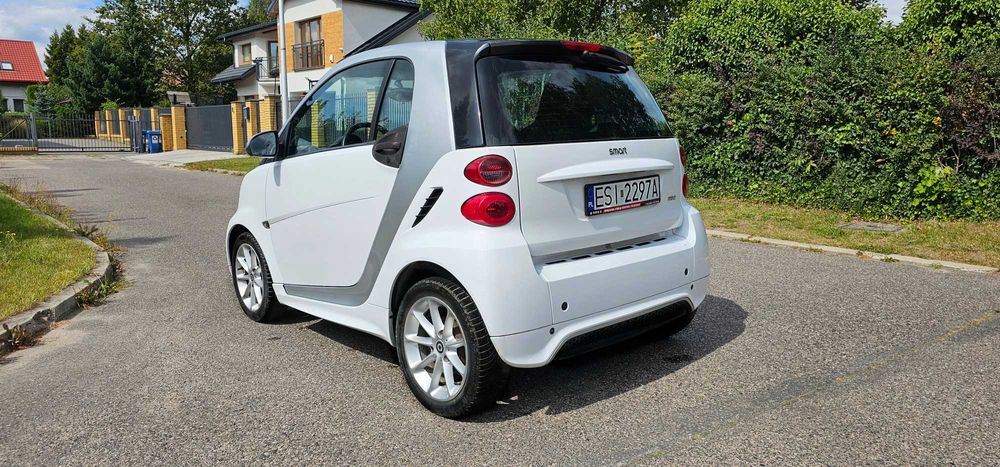 Smart ForTwo MHD Automat Klima Szyberdach Alu Navi Bluetooth 2 kluczyk