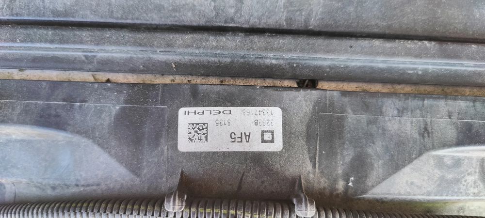 pas przedni opel zafira tourer c chłodnice chłodnica wody klimatyzac