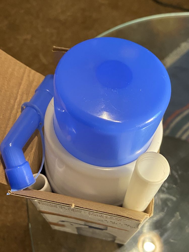 Bomba de agua nova