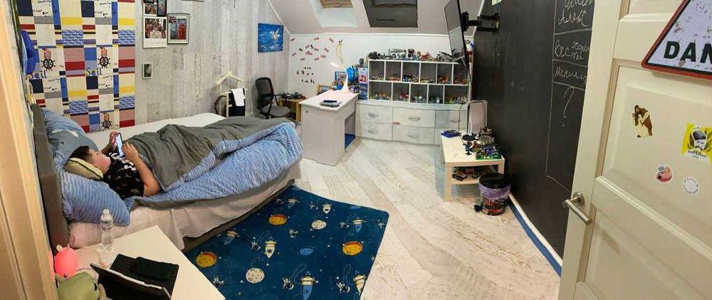 Таунхаус з ремонтом в Ірпені 163 м² Закритий комплекс, камін, меблі.