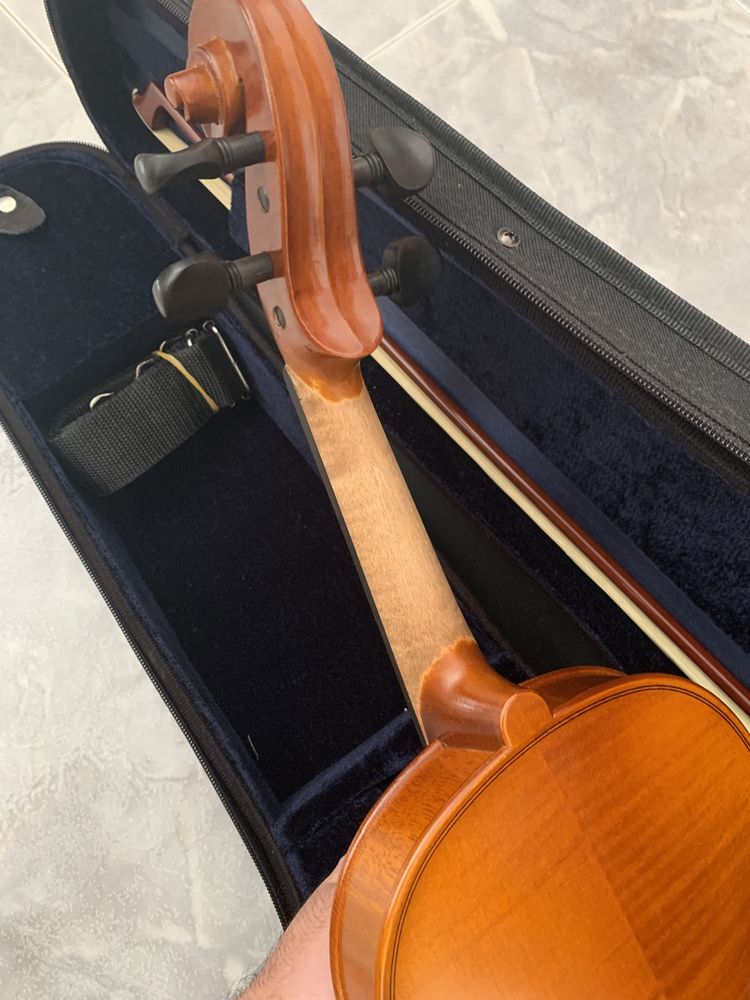 Violino Karl Höfner Allegro 4/4 + acessórios