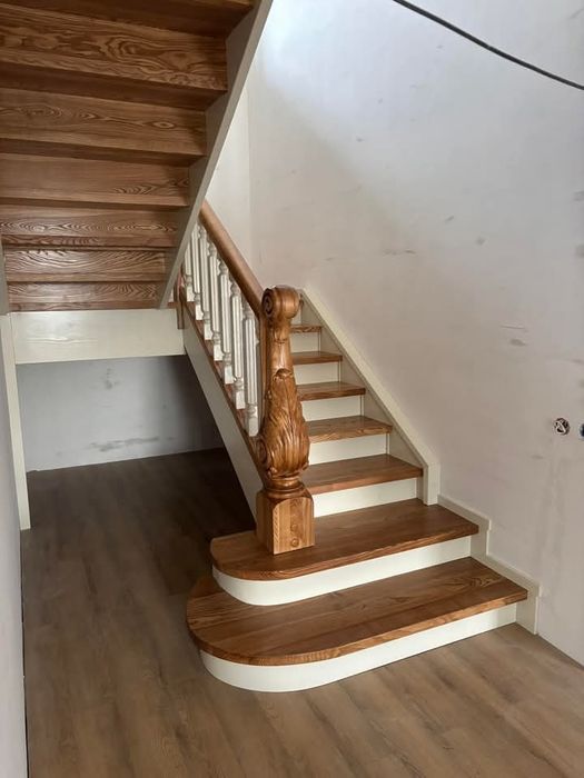 Сходи на замовлення