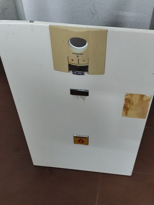 Esquentador usado para peças