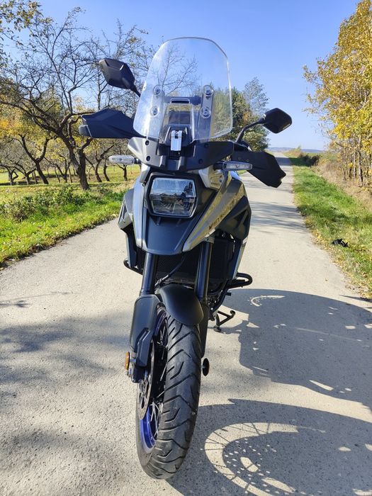 Suzuki dl 1050 v strom