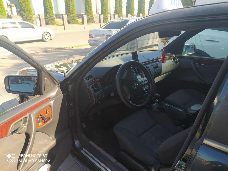 Мерседес E200 або обмин