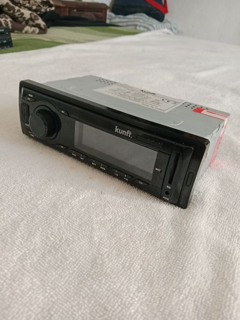Auto rádio kunft com bluetooth
