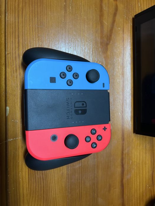 Nitendo switch com menos de 2 meses de uso