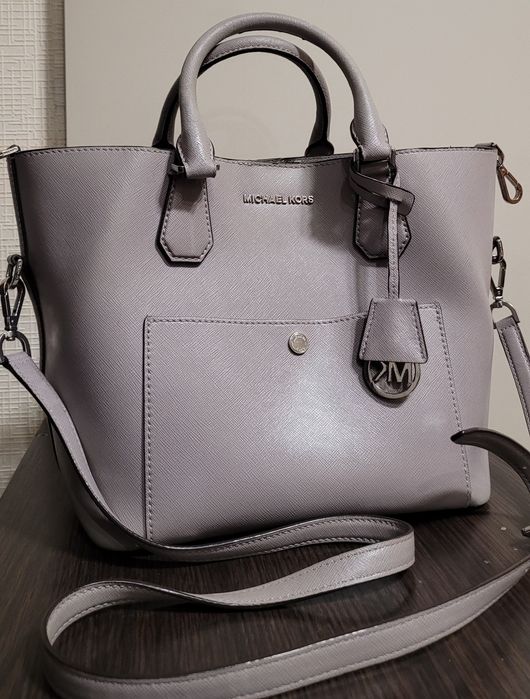 Кожаная сумка Michael Kors