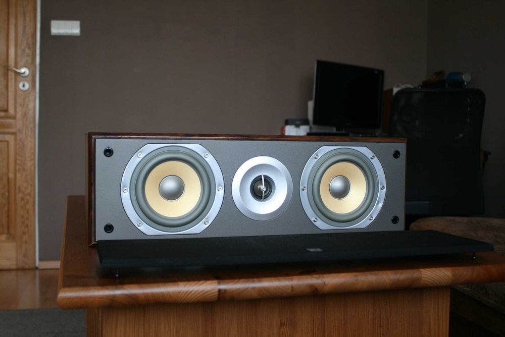 Kolumna centralna M Audio głośnik centralny do kino domowe