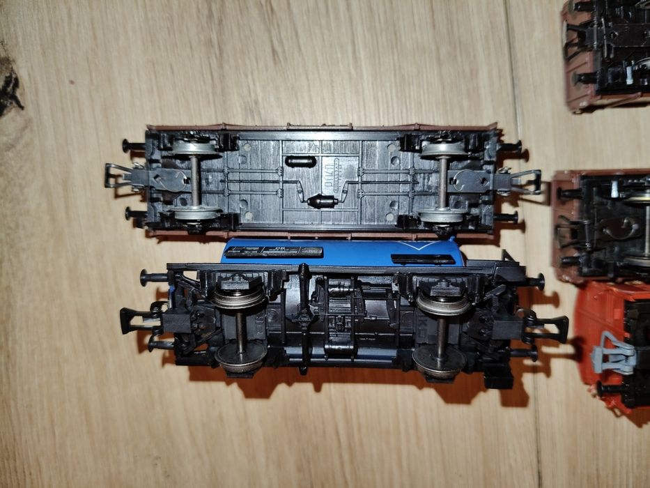 Zestaw wagonów Piko w skali H0