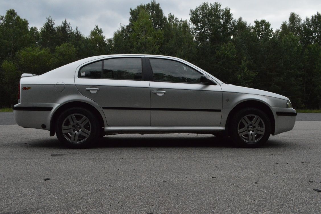 Skoda Octavia TOUR 2006r 1.6 LPG