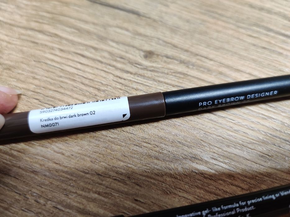Kredka brązowa do brwi, kredka czarna do oka neonail nowe
