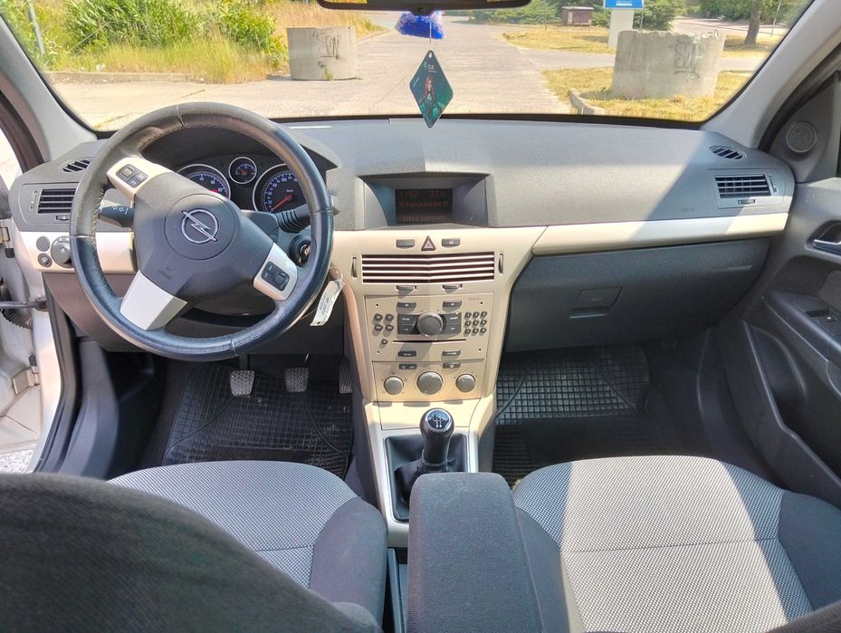 Opel Astra H 1.6B 115KM