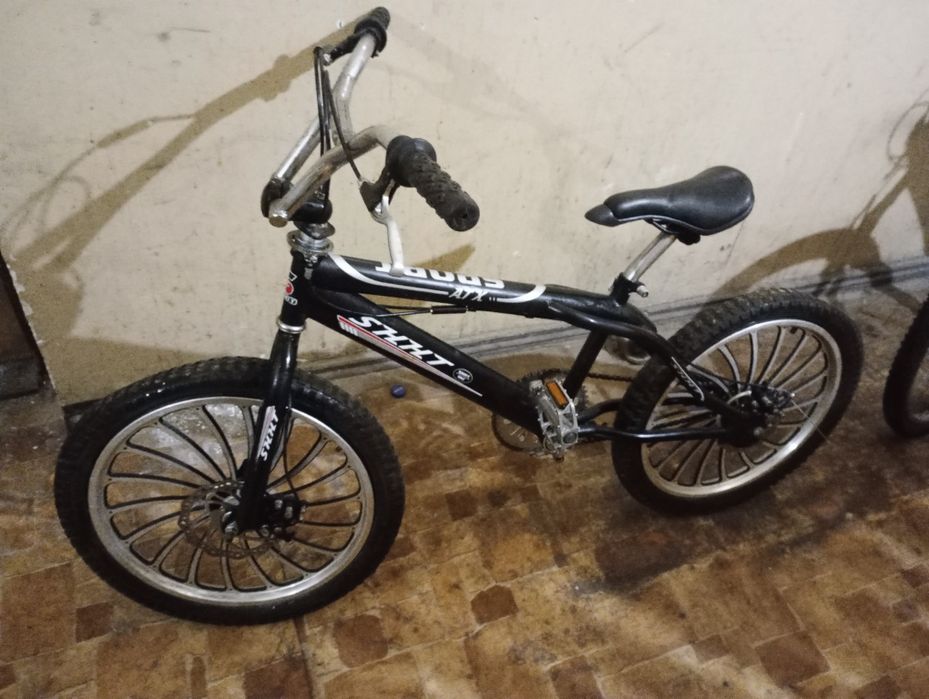 Rower Shout BMX w bdb stanie