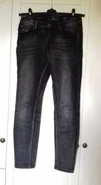 Czarne skinny jeans medicine 38