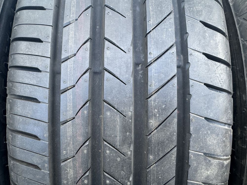 Літні шини 225/65R17 Bridgestone Alenza 001