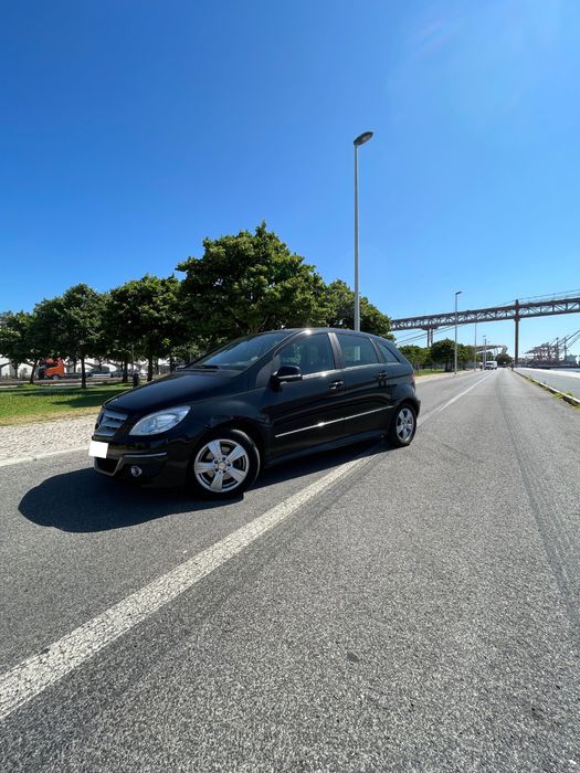 Mercedes-Benz B 180 CDi automático