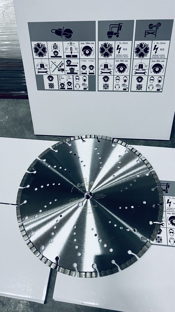 Tarcza do betonu, kostki brukowej 350 mm 35 cm  beton turbo