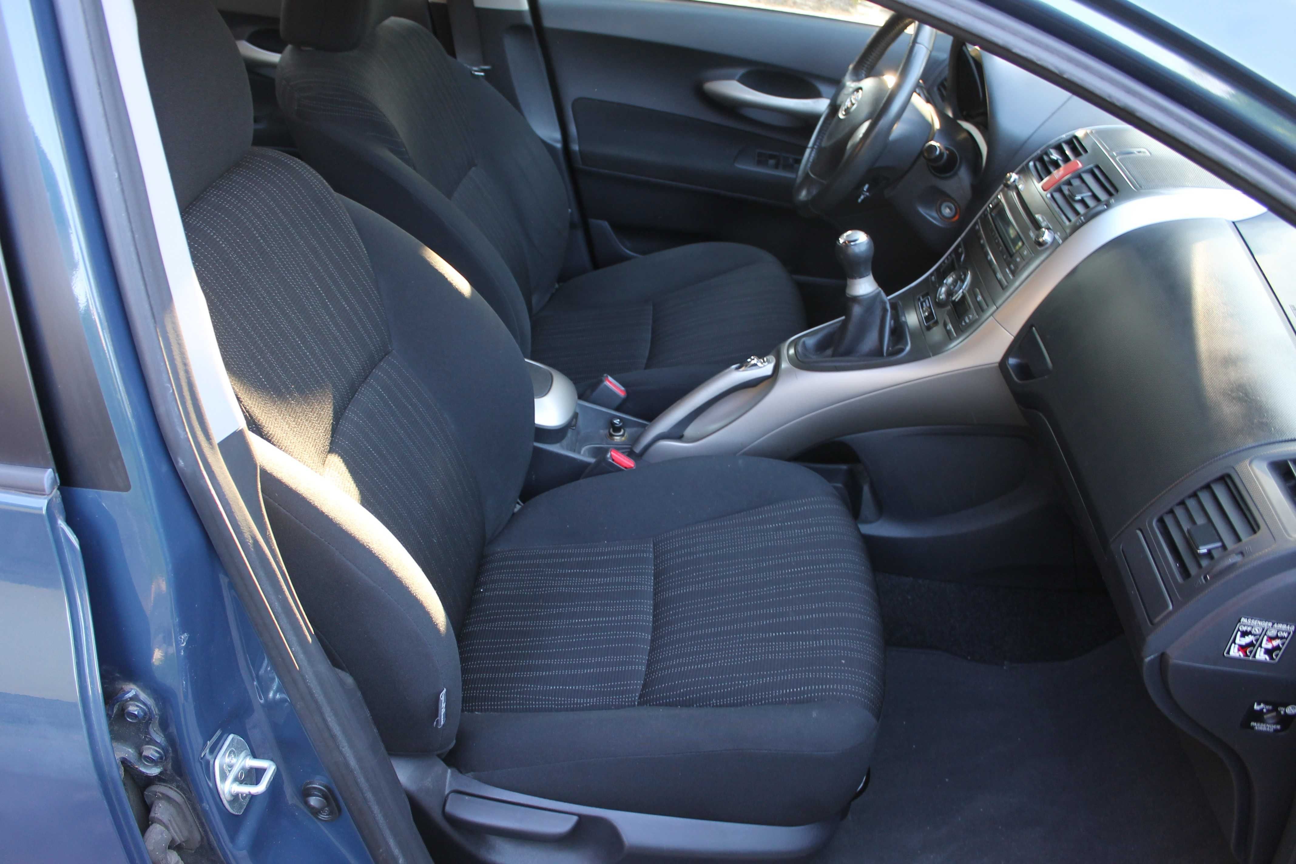 Toyota Auris - 1.6 Benzyna - 5 Drzwi - Klima - Przebieg - 132 Tys