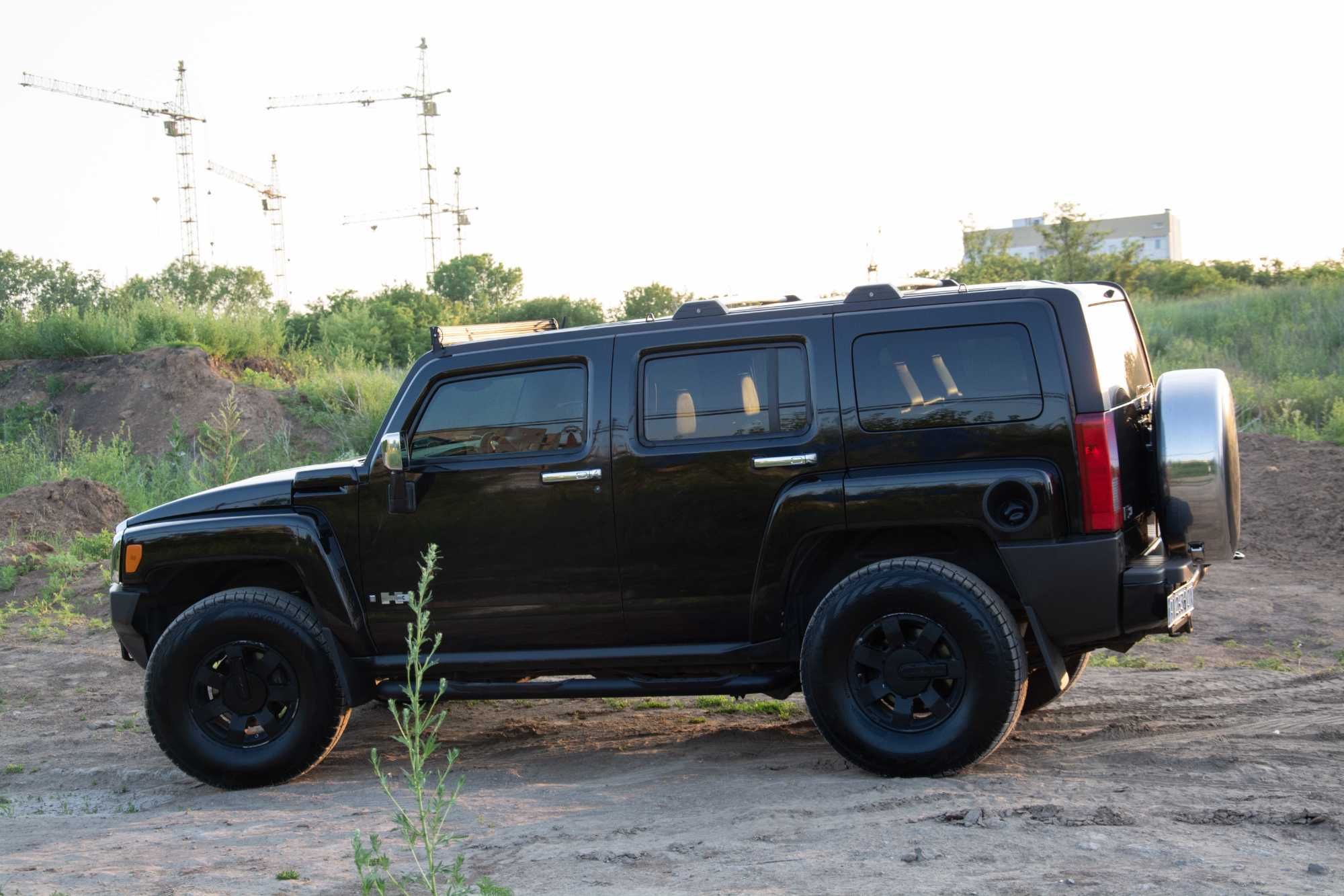 Настоящий Внедорожник Hummer H3 (рамный джип)