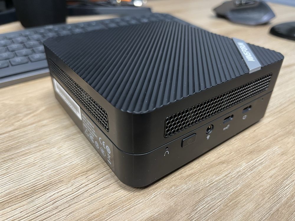 MINISFORUM UM480 XT Mini PC AMD Ryzen 7 4800H 64GB DDR4 1TB NVMe