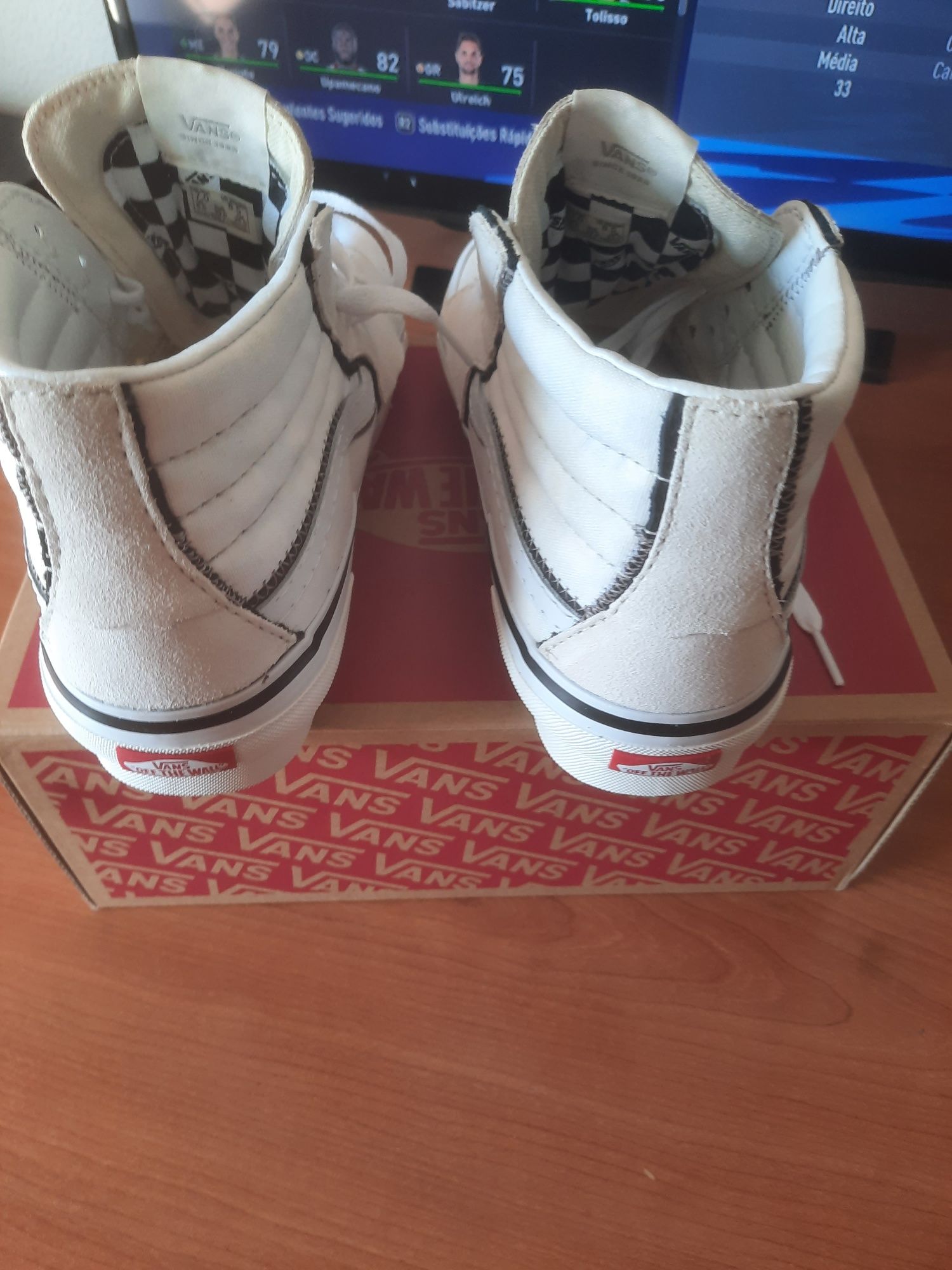 VANS sk8-HI resconstruct
SK8-HI RECONSTRUCT