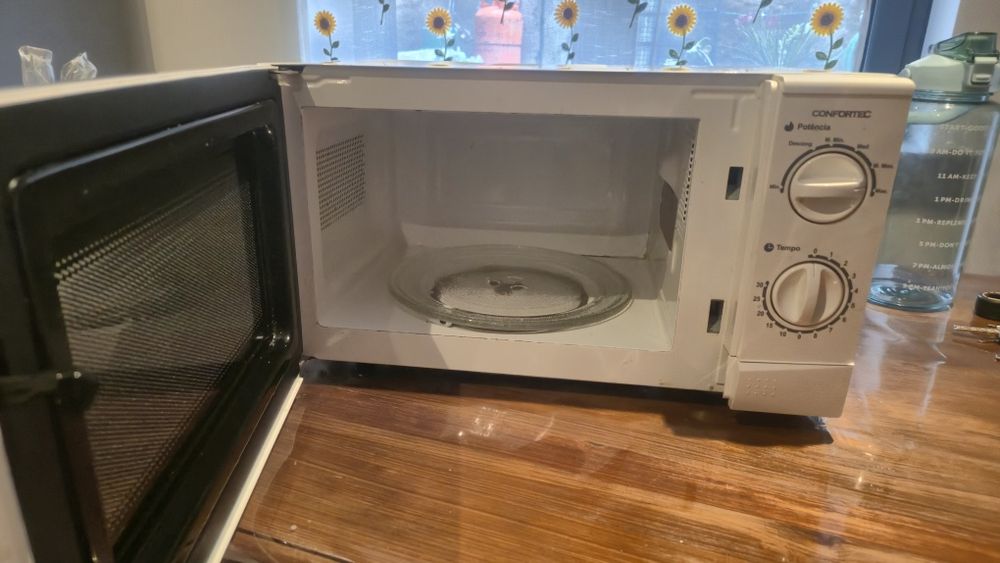 Microondas Confortec