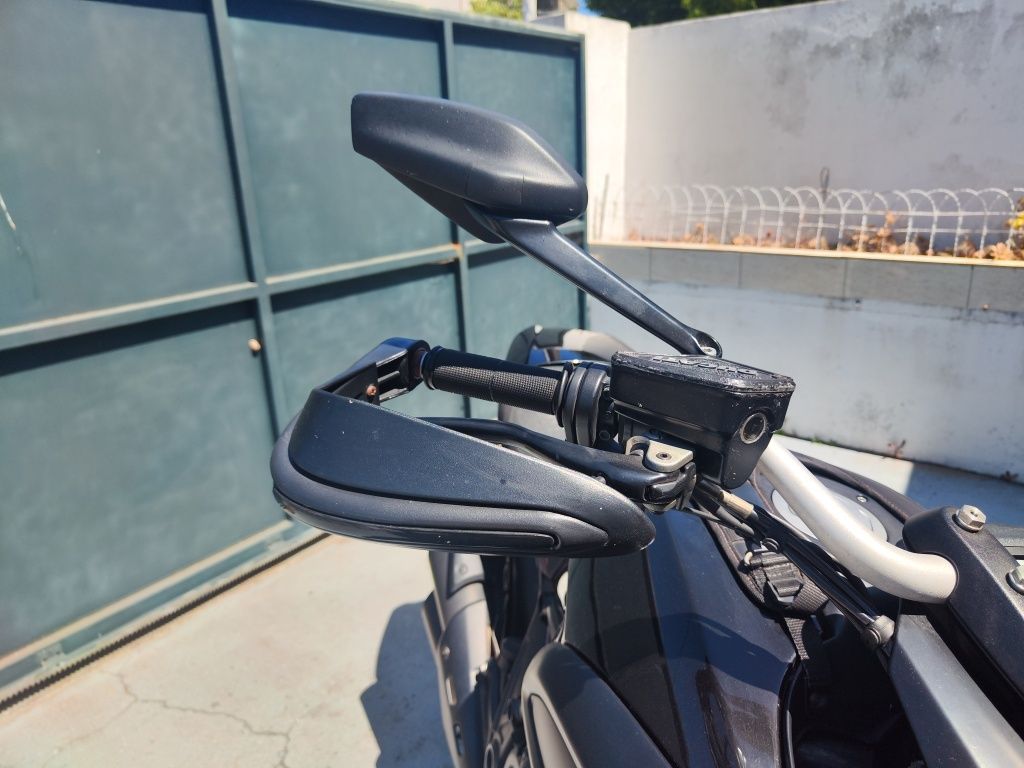 Ducati Diavel   top