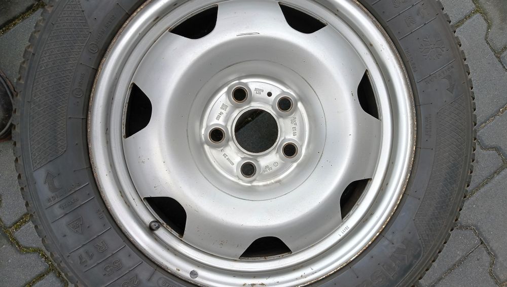 VW MULTIWAN T5 T6 koła zimowe 235/55/17 ORGINAŁ 4SZT.