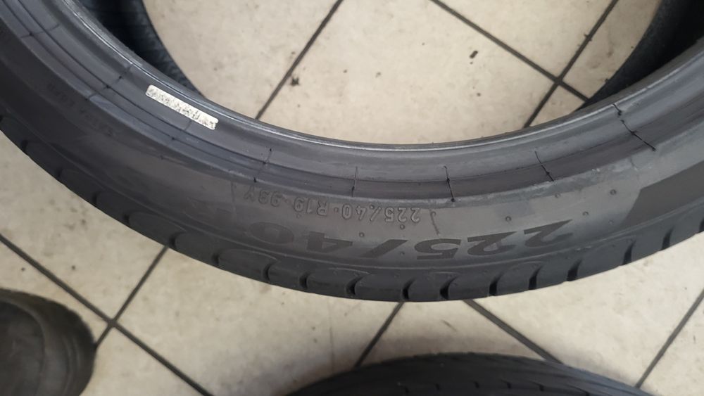 pirelli powergy 225 40 r19 5.5.mm 2024r