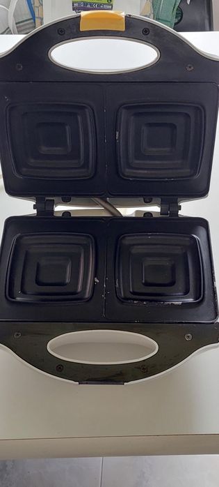 Tostadeira ou sandwicheira