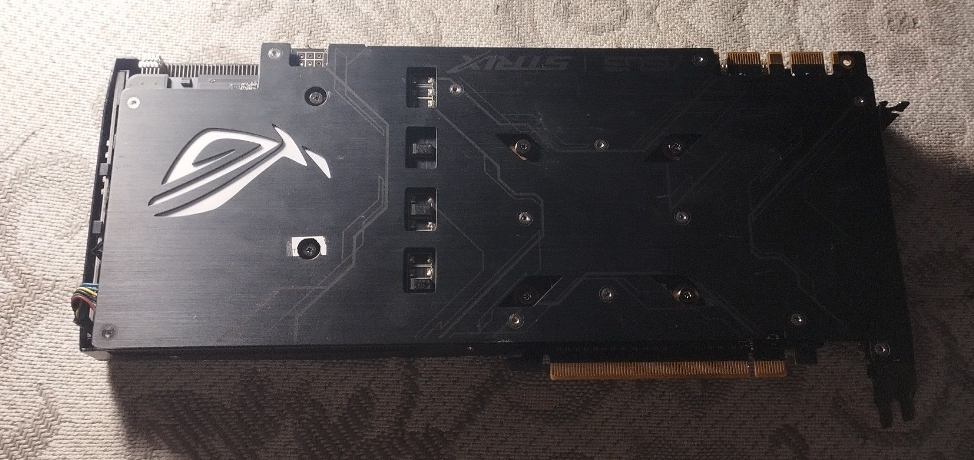 Відеокарта GTX 1070 8Gb (ASUS ROG Strix GeForce GDDR5) Не майнилась!!!