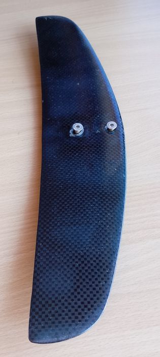 Asa Foil em fibra de carbono