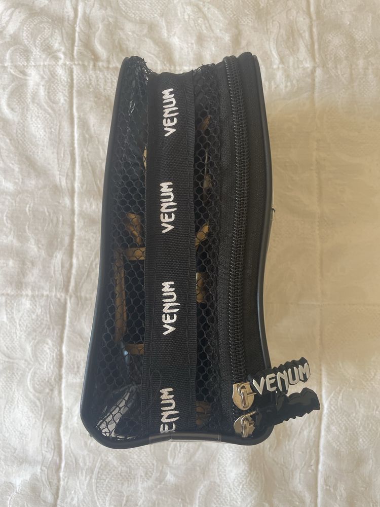 Luvas MMA Venum Challenger 2.0 + Oferta De Ligaduras e Luvas de boxe