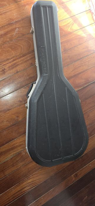 OPORTUNIDADE ÚNICA! Guitarra Schecter Classic  em excelente estado kit