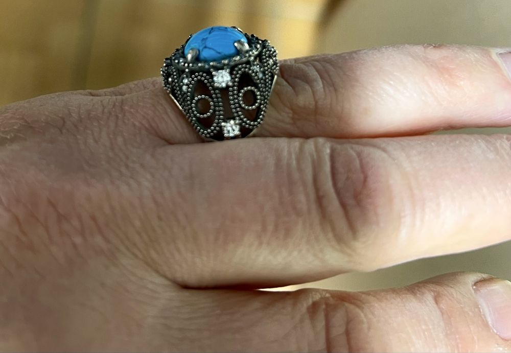 Новый серебряный перстень, размер 17,5