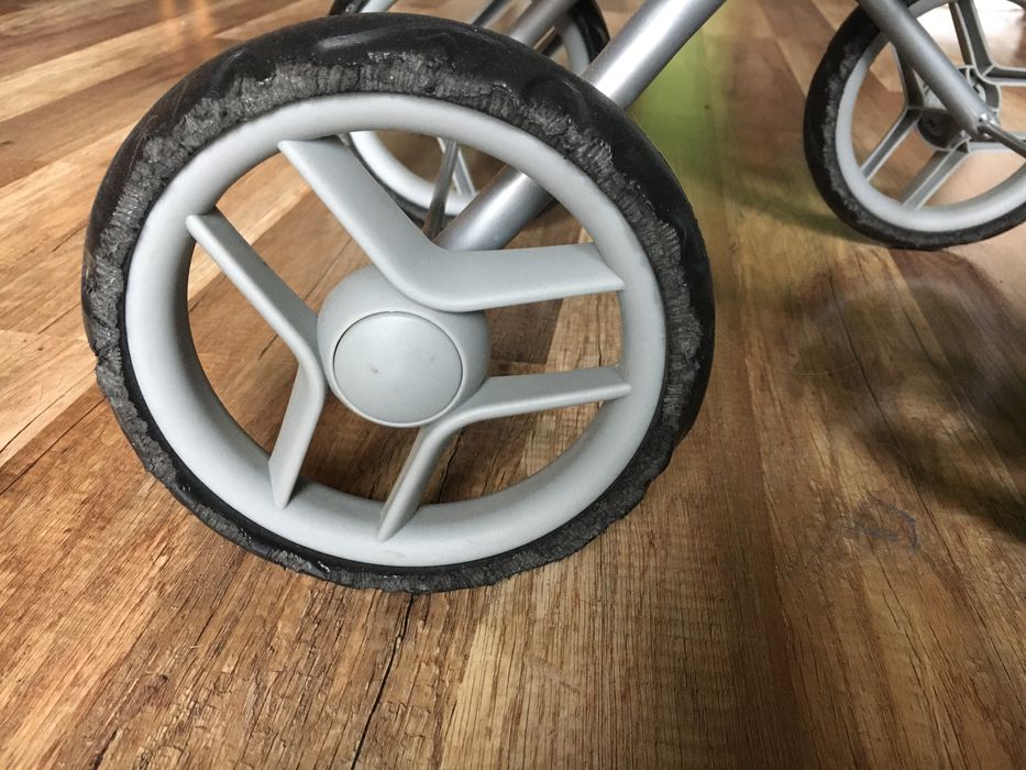 Wozek dla lalek dla dziewczynki