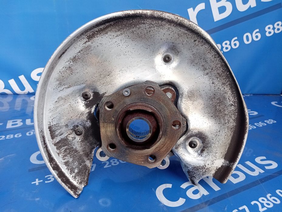 Ступиця (кулак цапфа) задня ліва Porsche Macan 95B 2.0 Порш Макан