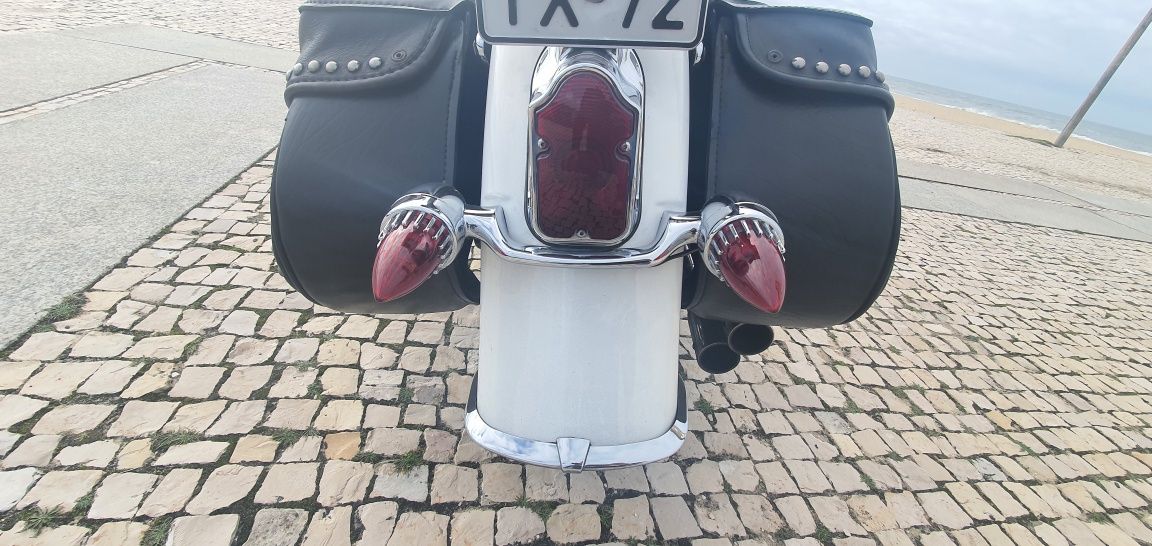 Harley Davidson softail deluxe