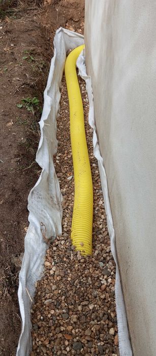 Empreiteiro polivalente.