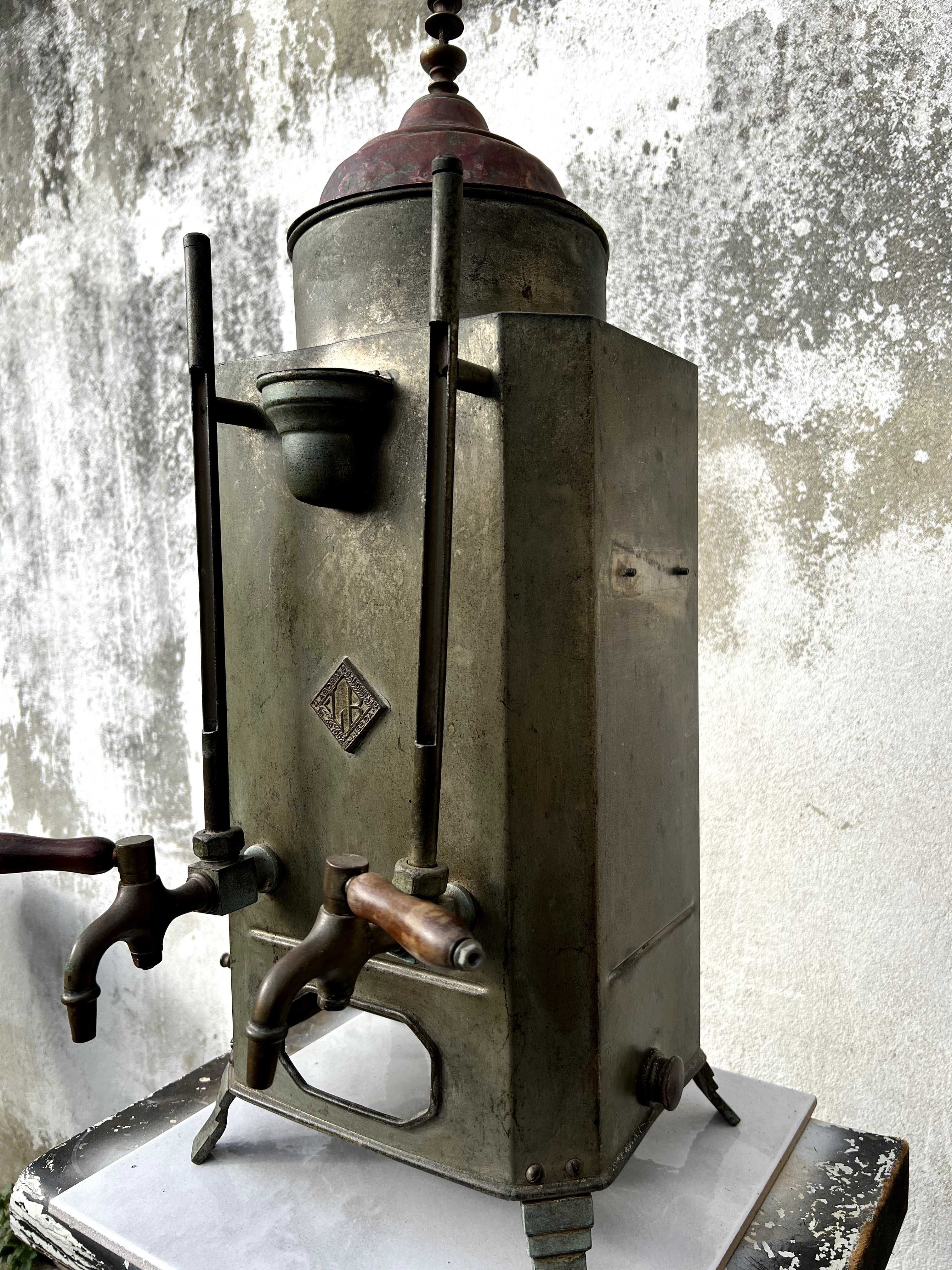 Maquina de cafe antiga