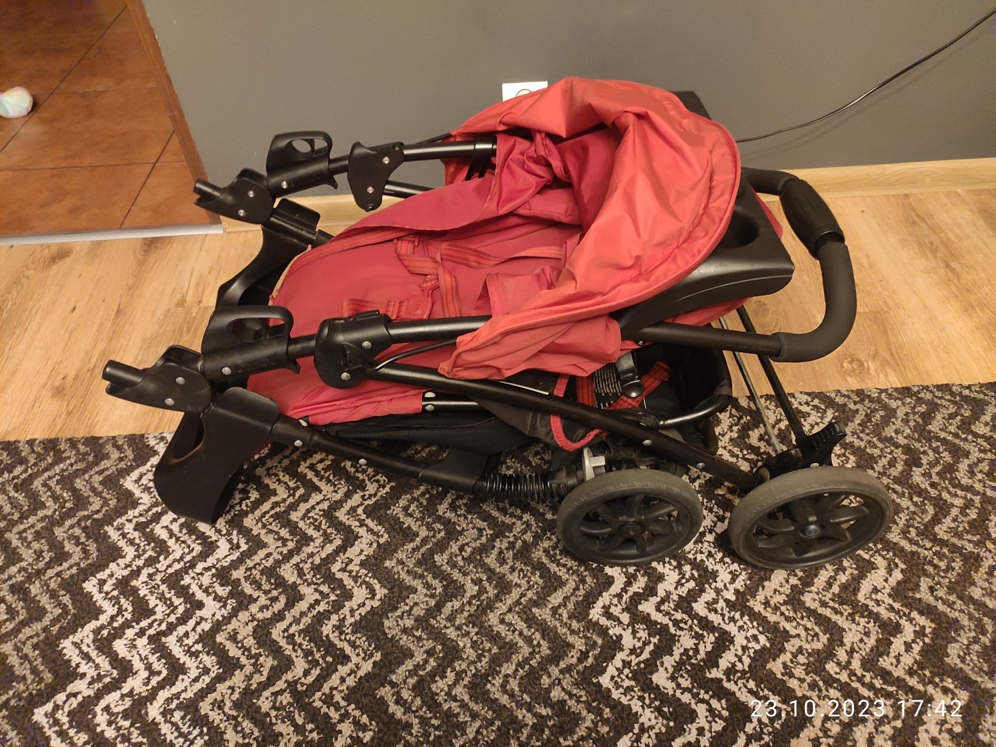 Sprzedam wózek Graco Mirage spacerówka