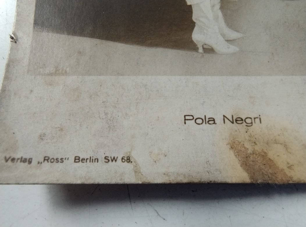 Stara pocztówka z Pola Negri