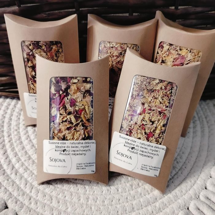 Suszone róże - dekoracje